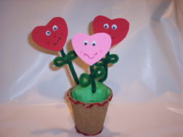 kids crafts for Valentine's day