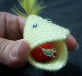 Christmas ornament to craft from plastic canavas