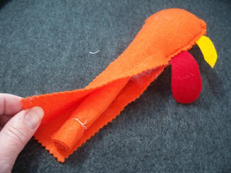 craft instructions to make a turkey centerpiece